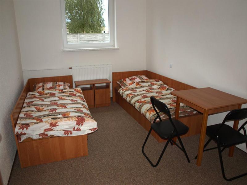 Hostel Hutnik Ostrowiec Świętokrzyski Buitenkant foto